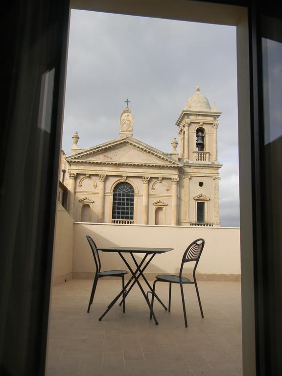 Guest House San Domenico アウグスタ エクステリア 写真